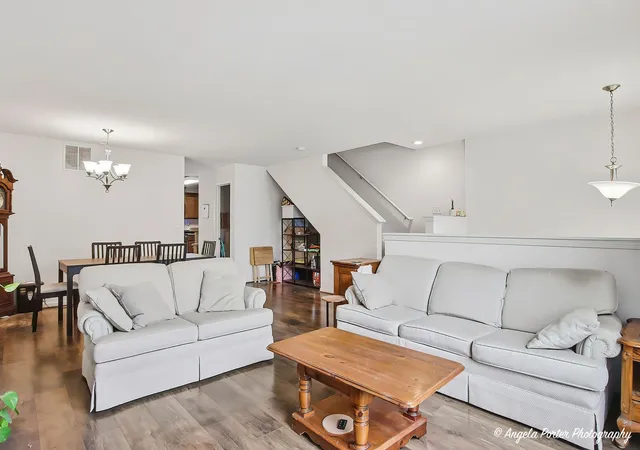 4th image of 1090 Piccolo Ln, Volo, IL 60073 | MLS# 12650790