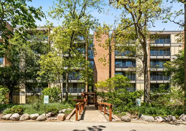 Photo 1 of Condo for sale at 6010 Oakwood Dr #3H, Lisle, IL 60532 | MLS# 12652344 | Listing updated on 2026-08-26