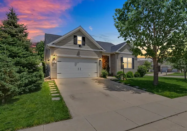 2nd image of 3802 Sandstone Dr, Champaign, IL 61822 | MLS# 12653015