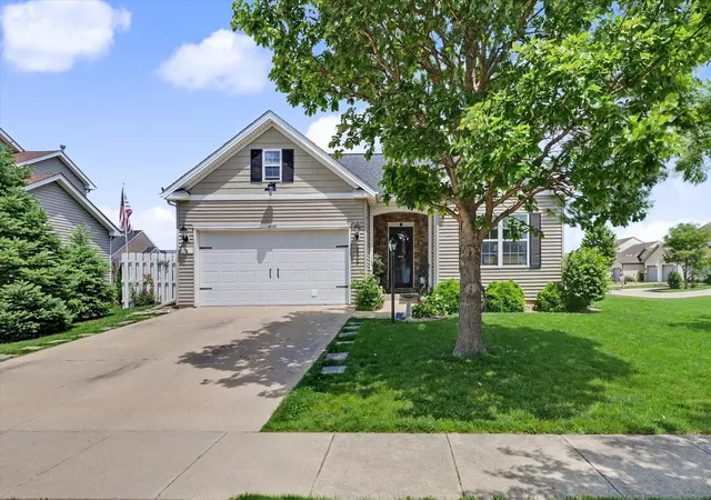 image of 3802 Sandstone Dr, Champaign, IL 61822 | MLS# 12653015