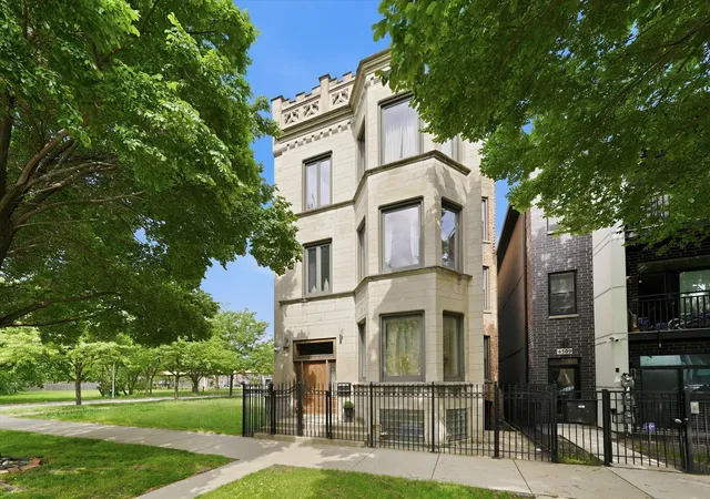 1st image of 4507 S Prairie Ave, Chicago, IL 60653 | MLS# 12654290