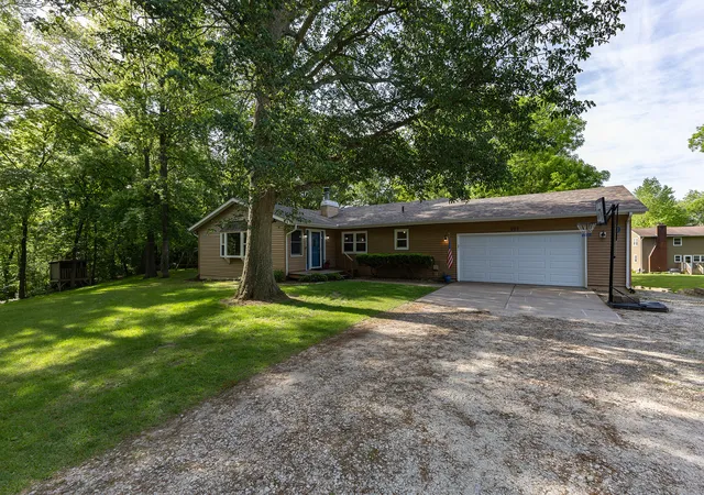 Photo 1 of Single family home for sale at 101 N Park Ave, Geneseo, IL 61254 | MLS# 12660751 | Listing updated on 2026-08-21