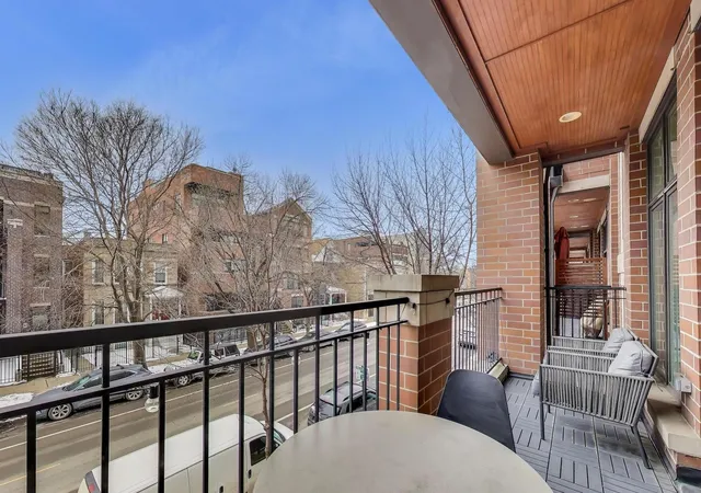 2nd image of 4839 N Damen Ave, Chicago, IL 60625
