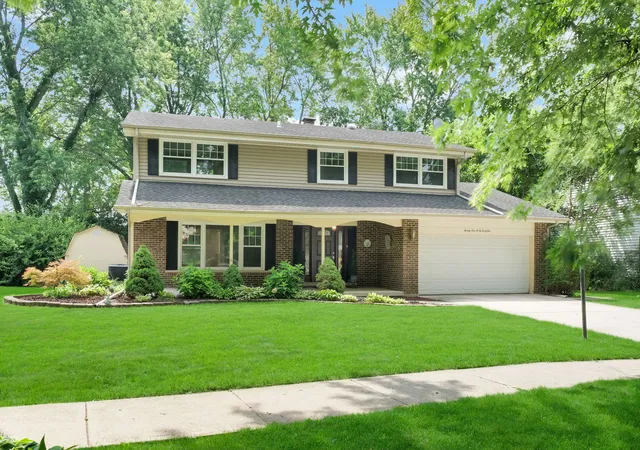 1st image of 24w645 Woodcrest Dr, Naperville, IL 60540 | MLS# 12663331