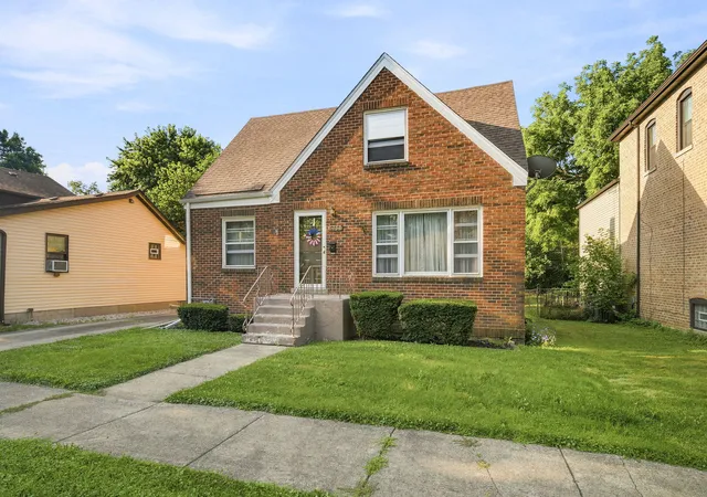 2nd image of 3761 215th St, Matteson, IL 60443 | MLS# 12663612