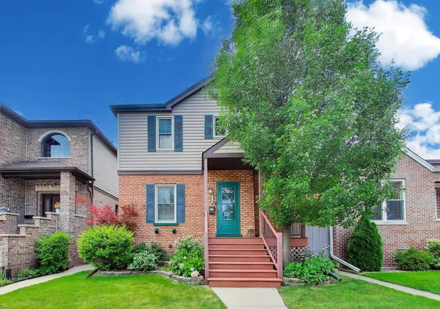1st image of 6725 W Albion Ave, Chicago, IL 60631 | MLS# 12664309