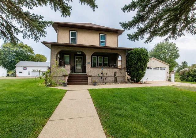 Photo 1 of Single family home for sale at 423 High St, Buda, IL 61314 | MLS# 12664679 | Listing updated on 2026-09-03