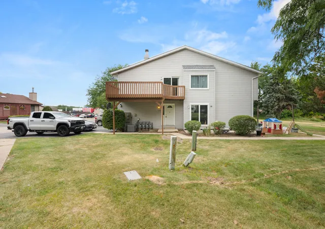Photo 2 of Condo for sale at 1833 Kerrybrook Ct #0, Sycamore, IL 60178 | MLS# 12665366 | Listing updated on 2026-09-08