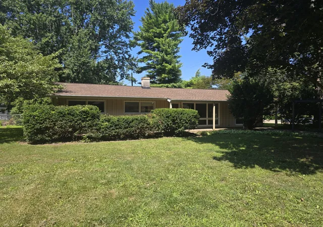 1st image of 1719 Mcdonald Dr, Champaign, IL 61821 | MLS# 12668596