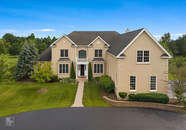 2nd image of 23 Wood Oaks Dr, South Barrington, IL 60010 | MLS# 12668659