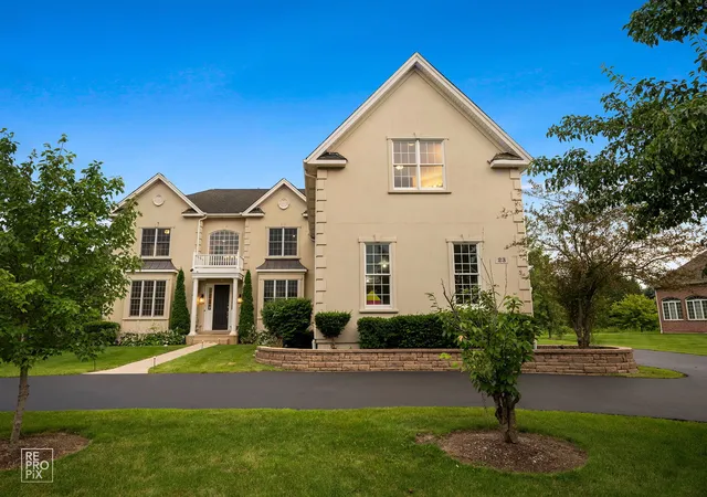 3rd image of 23 Wood Oaks Dr, South Barrington, IL 60010 | MLS# 12668659