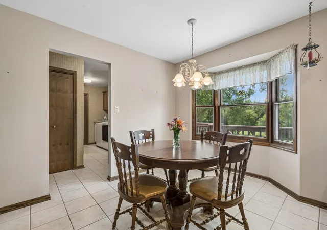 image of 3035 Red Barn Rd, Crystal Lake, IL 60012 | MLS# 12669903