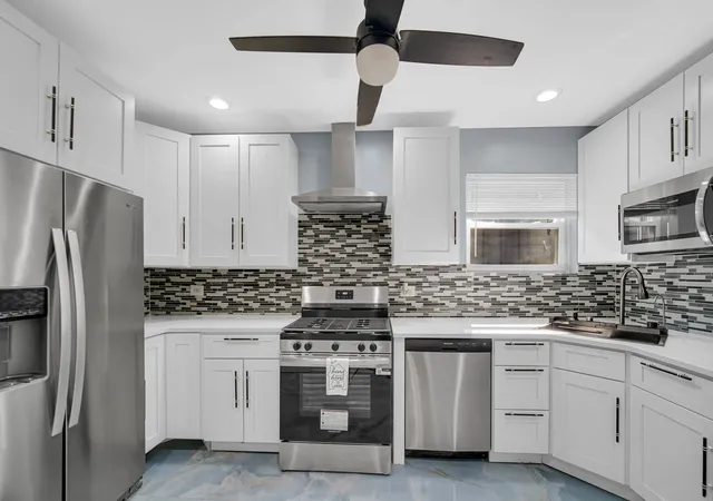5th image of 1249 W 97Th St, Chicago, IL 60643 | MLS# 12672771