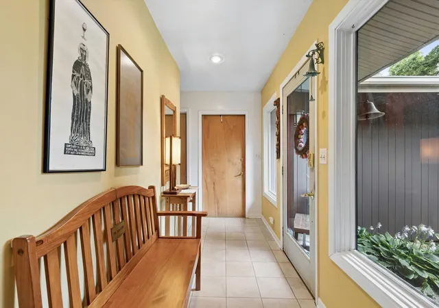 Photo 4 of Single family home for sale at 125 N Park Blvd, Glen Ellyn, IL 60137 | MLS# 12674508 | Listing updated on 2026-09-03