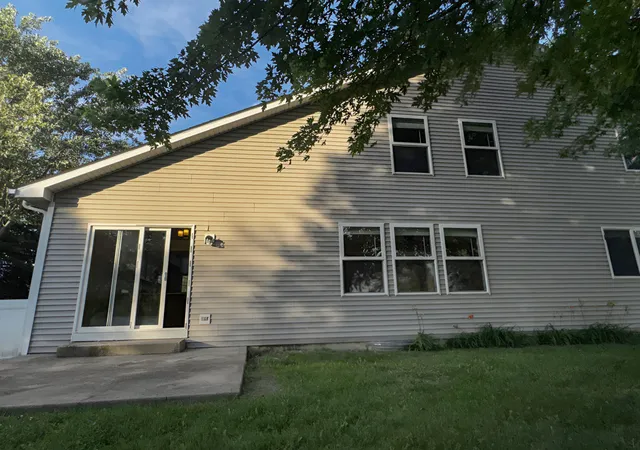 5th image of 2001 Gray Hawk Dr, Plainfield, IL 60586 | MLS# 12675255