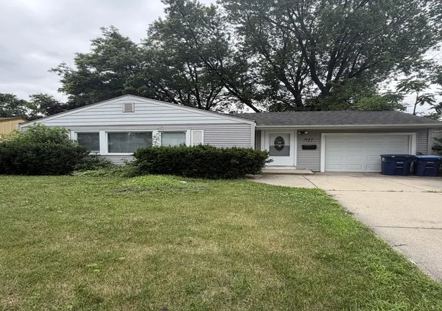 1st image of 1024 S Wolf Rd, Des Plaines, IL 60016 | MLS# 12675459