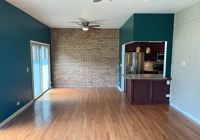 5th image of 71 Mariner Ln, Fox Lake, IL 60020