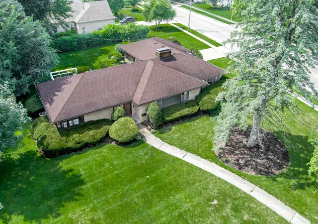 32nd image of 254 Wing Park Blvd, Elgin, IL 60123 | MLS# 12677316