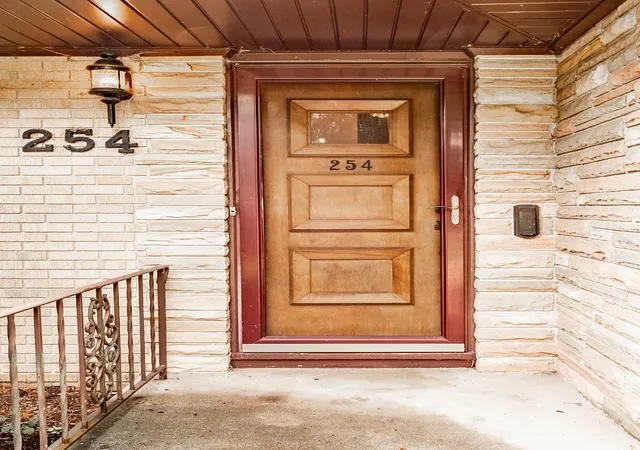 5th image of 254 Wing Park Blvd, Elgin, IL 60123 | MLS# 12677316
