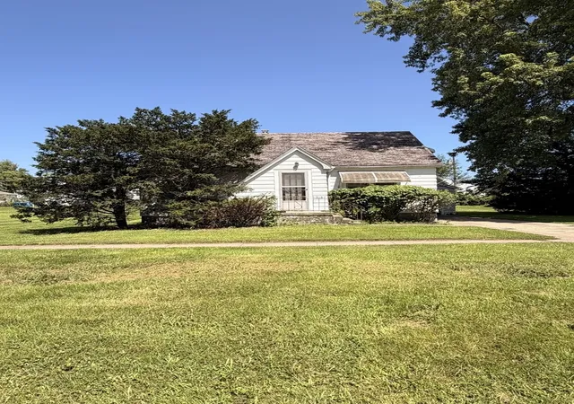 2nd image of 518 W Saint Paul St, Spring Valley, IL 61362 | MLS# 12677405