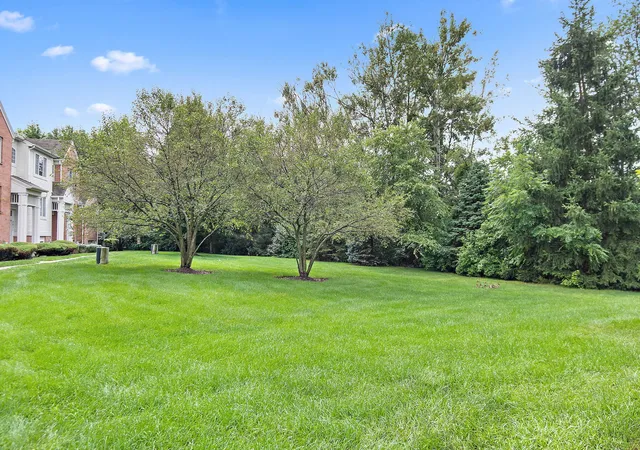 3rd image of 2017 Concord Dr, Mc Henry, IL 60050 | MLS# 12677725