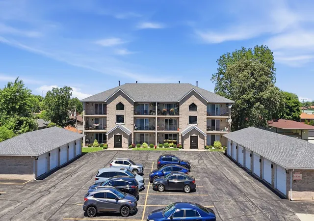Photo 3 of Condo for sale at 8836 Amelia Ct #1A, Justice, IL 60458 | MLS# 12679166 | Listing updated on 2026-09-27