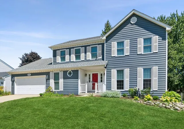 Photo 1 of Single family home for sale at 2254 Remington Dr, Naperville, IL 60565 | MLS# 12679723 | Listing updated on 2026-08-27