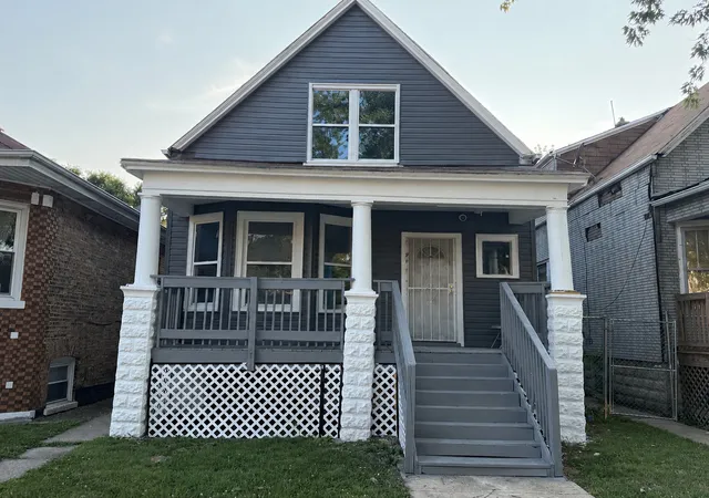 1st image of 6922 S Rockwell St, Chicago, IL 60629 | MLS# 12681433