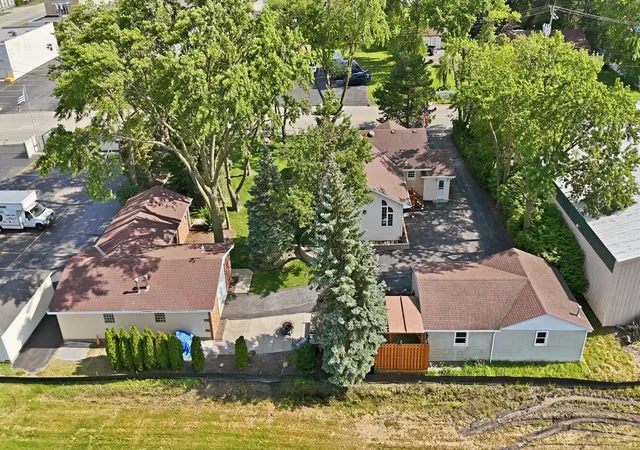 4th image of 24 W 168Th St, South Holland, IL 60473 | MLS# 12681999