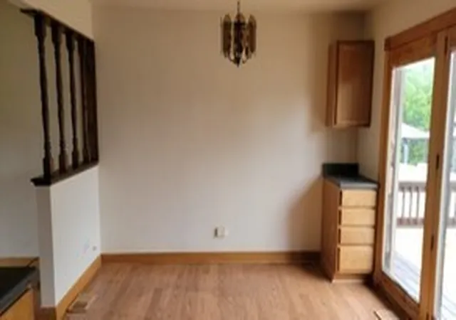 3rd image of 7613 161St Pl, Tinley Park, IL 60477 | MLS# 12682268