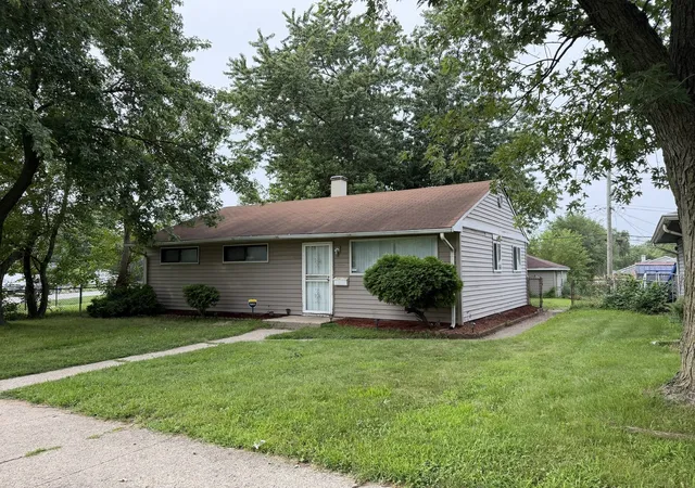 3rd image of 14631 Lincoln Ave, Dolton, IL 60419 | MLS# 12682433