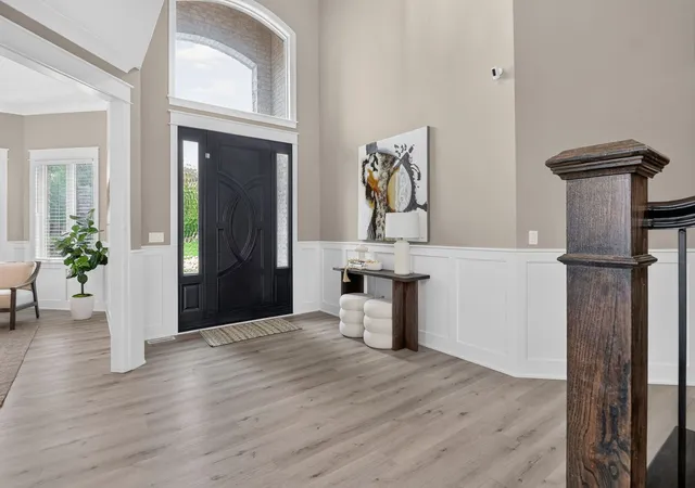 3rd image of 11022 Fawn View Cir, Orland Park, IL 60467 | MLS# 12683000