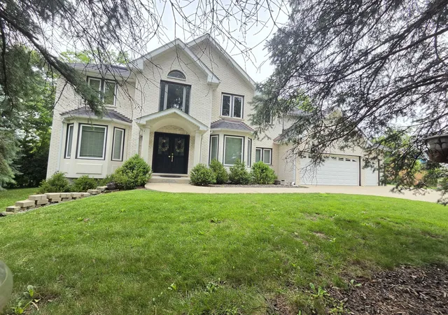 Photo 2 of Single family home for sale at 16w374 94th Street, Burr Ridge, IL 60527 | MLS# 12684298 | Listing updated on 2026-09-07