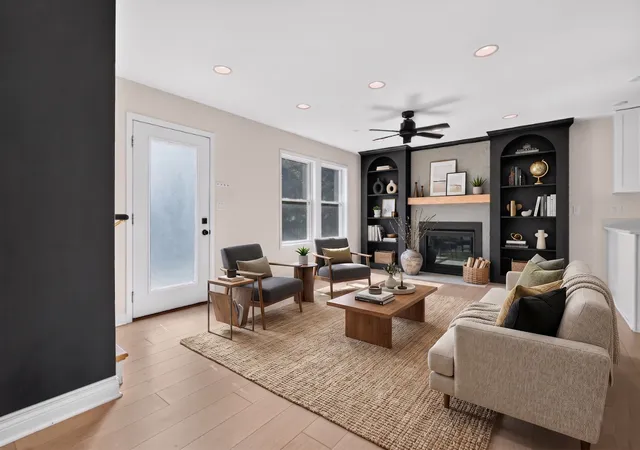 3rd image of 1645 Webster Ln, Des Plaines, IL 60018 | MLS# 12685368