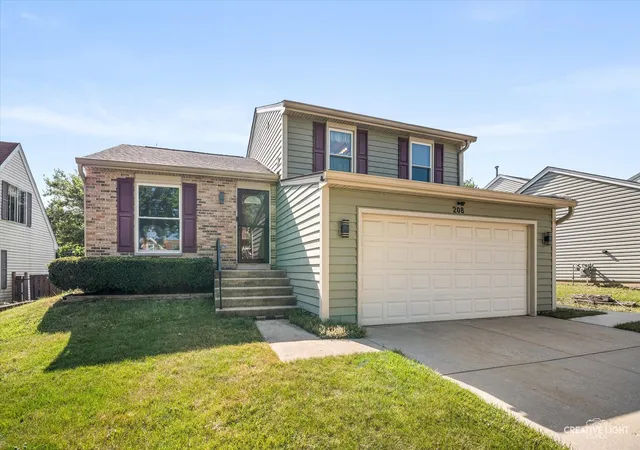 Photo 2 of Sale Pending at 208 Iris Dr, Streamwood, IL 60107 | MLS# 12685406 | Listing updated on 2026-08-31