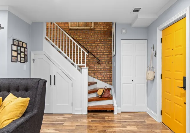 Photo 3 of Sale Pending at 1912 N Cleveland Ave #B, Chicago, IL 60614 | MLS# 12685749 | Listing updated on 2026-09-25