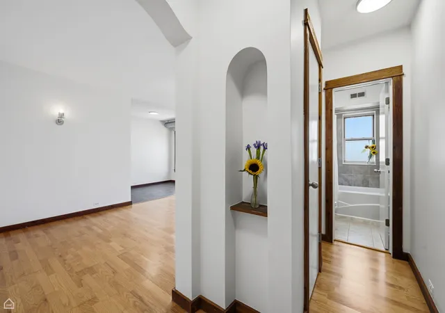 2nd image of 5400 S Harper Ave #1403, Chicago, IL 60615 | MLS# 12686058