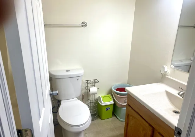 Photo 17 of Townhouse for sale at 530 Meadow Green Ln #530, Round Lake Beach, IL 60073 | MLS# 12687211 | Listing updated on 2026-08-18