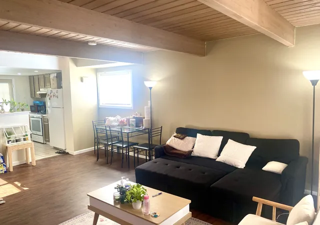 Photo 3 of Townhouse for sale at 530 Meadow Green Ln #530, Round Lake Beach, IL 60073 | MLS# 12687211 | Listing updated on 2026-08-18