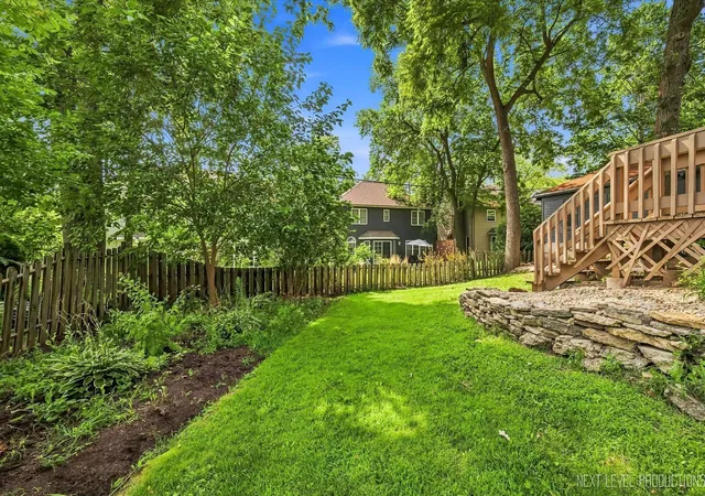 Photo 33 of Single family home for sale at 609 S 5th Avenue, St. Charles, IL 60174 | MLS# 12687509 | Listing updated on 2026-08-28