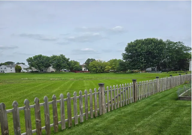18th image of 481 Windermere Wy, Lake In The Hills, IL 60156 | MLS# 12690176