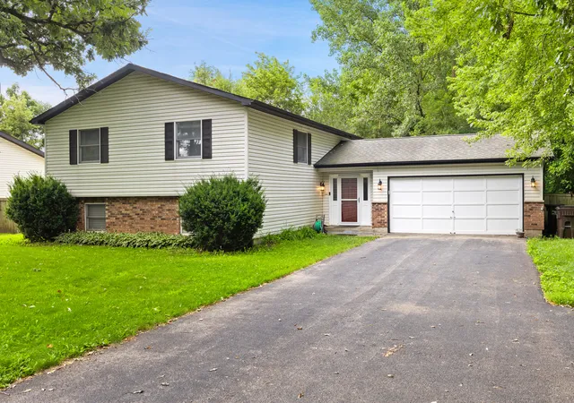 1st image of 9513 Ballard Rd, Crystal Lake, IL 60014 | MLS# 12691578