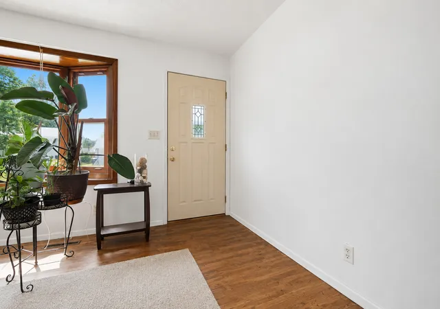 4th image of 1225 Rutledge Rd, Bloomington, IL 61704 | MLS# 12691845