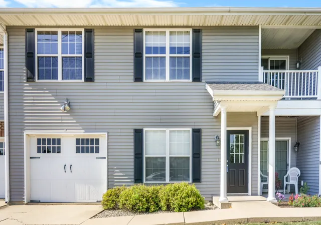 2nd image of 102 Essex, Unit #9 Ln #9, Savoy, IL 61874 | MLS# 12692093