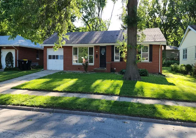 35th image of 307 Margaret Ave, Normal, IL 61761 | MLS# 12692105