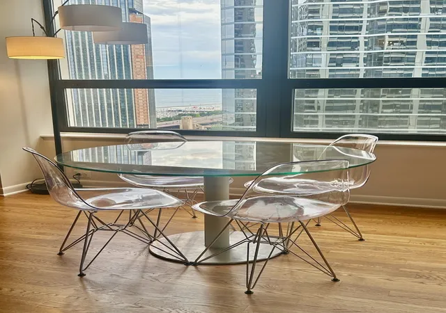 Listing Photo 4 - Condo for sale in building located at 400 E Ohio St, Chicago, IL 60611 - Unit #2504