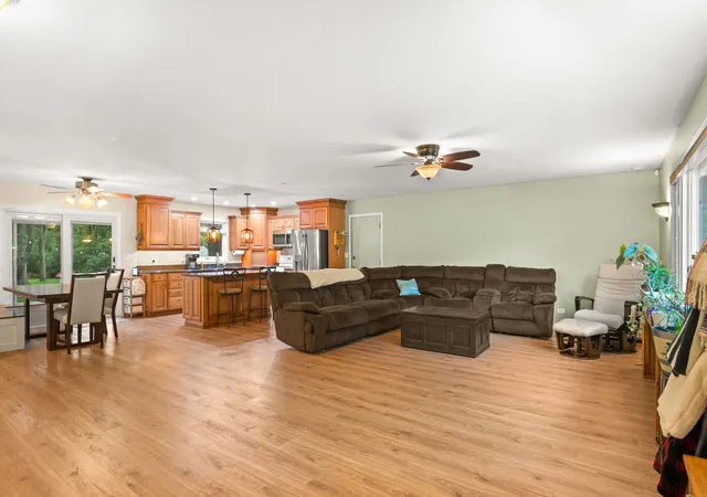 5th image of 1225 Winaki Trl, Algonquin, IL 60102 | MLS# 12693290