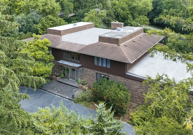 29th image of 201 Aspen Ln, Highland Park, IL 60035 | MLS# 12693363