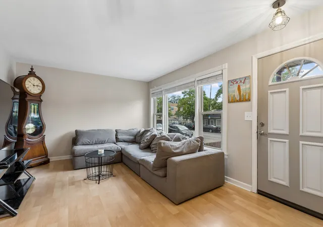 Photo 4 of Single family home for sale at 6039 W Montrose Ave, Chicago, IL 60634 | MLS# 12693442 | Listing updated on 2026-08-23