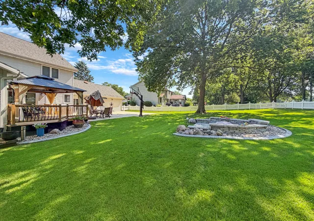 Photo 1 of Single family home for sale at 3005 Countryside Ln, Freeport, IL 61032 | MLS# 12693869 | Listing updated on 2026-10-22